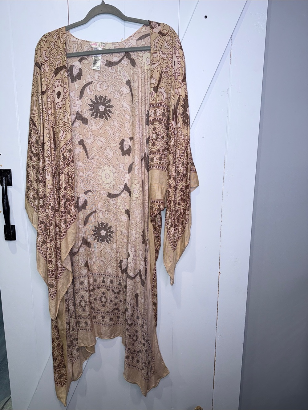 Preloved🤎Free People Beige and Brown Paisley Kimono Cover